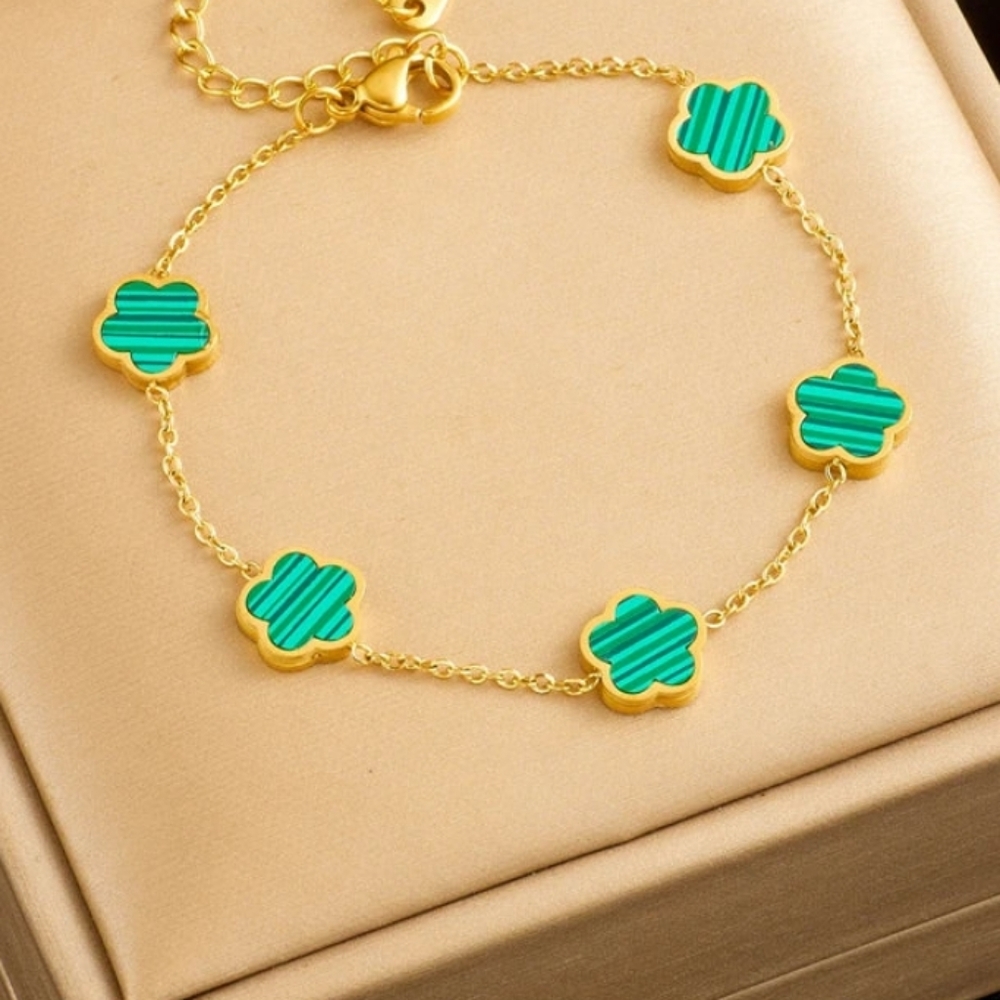 Clover Stainless Steel Gold Plated Elegant Bracelet. - Picture 3 of 8